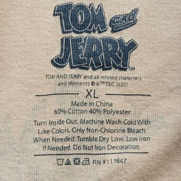 Tom & Jerry Tshirt Juniors Sz XL Beige Crop Top Graphic Retro Novelty Cartoon - Picture 6 of 6